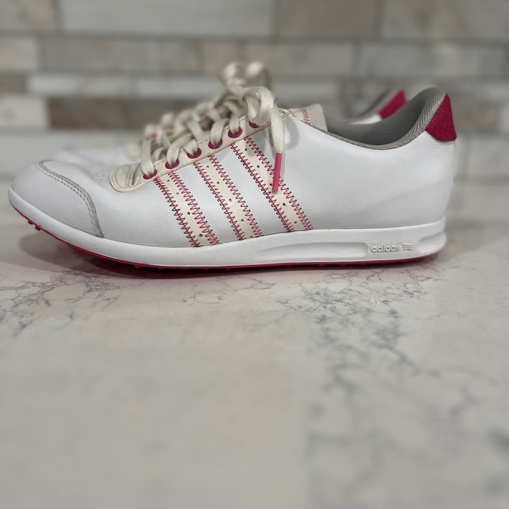 Adidas Ladies White and Pink Golf Shoes Sneakers Womens Size 7 No Spikes Leather